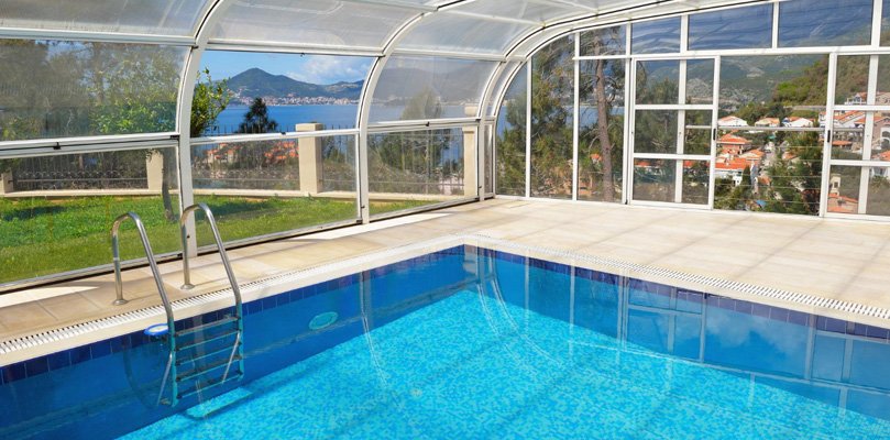 Cerramientos de piscinas en Palma de Mallorca